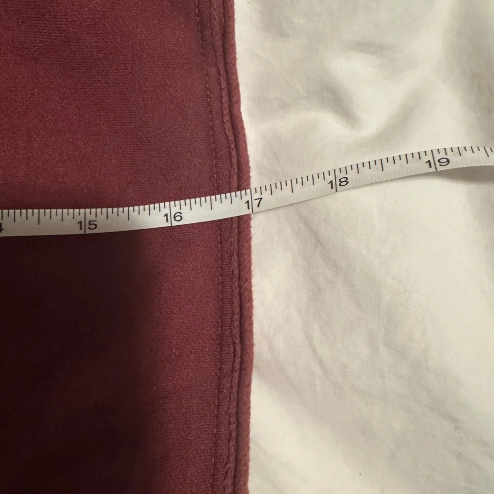Nike Yoga Dri-FIT Luxe Cropped Hoodie in Mahogany